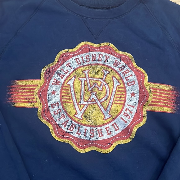 Disney World Sweatshirt - Picture 2 of 3